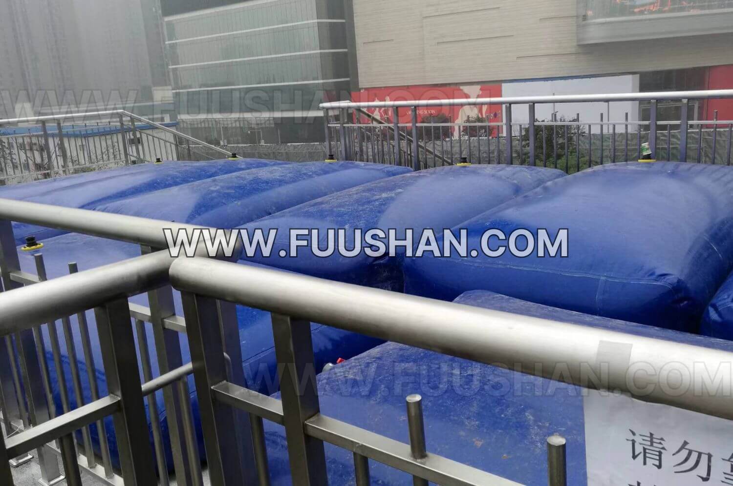 collapsible soft road compactor water bladder in china 4