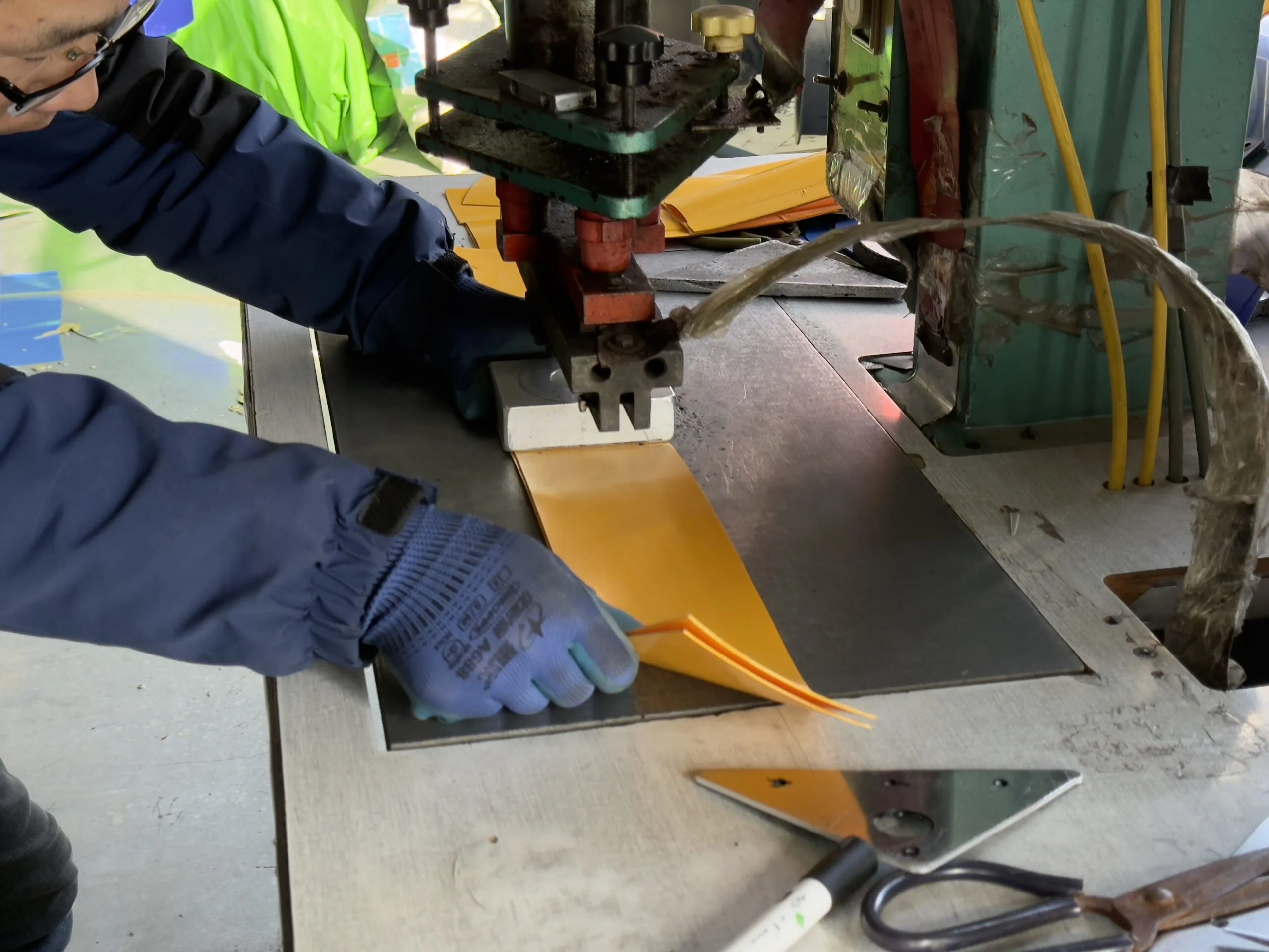 In-house hot-air welding at the FUUSHAN factory