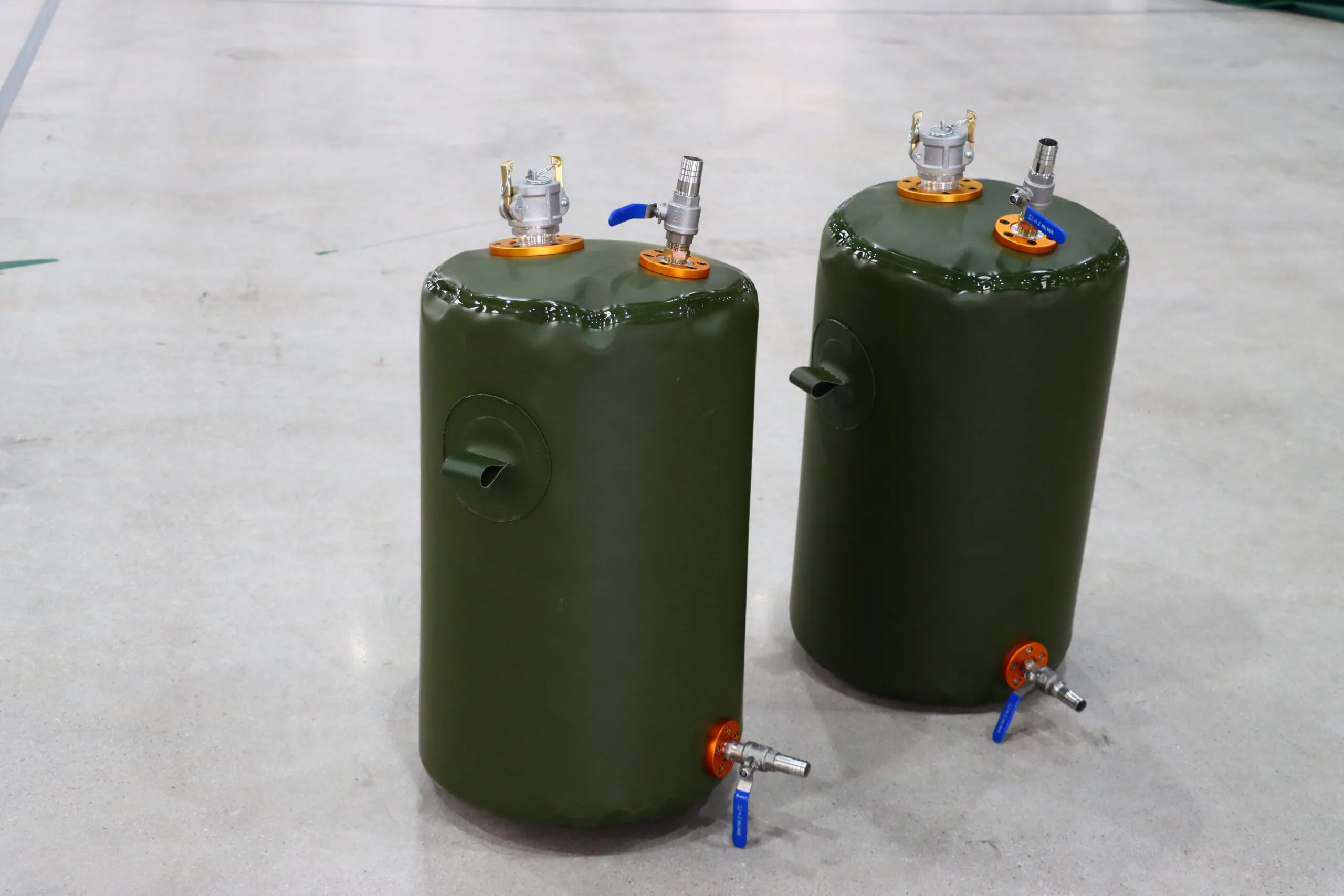 350 mm diameter, 600 mm high polyester TPU fuel bladder for diesel